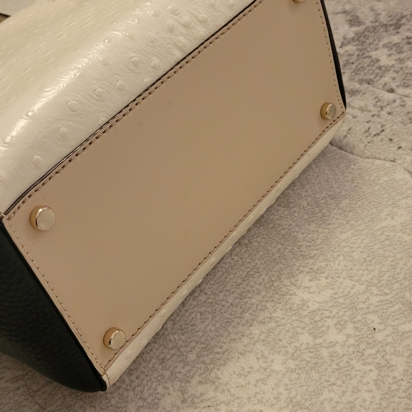 Kate Spade Houston Street Leo Ostrich emboased rare purse - Picture 4 of 10